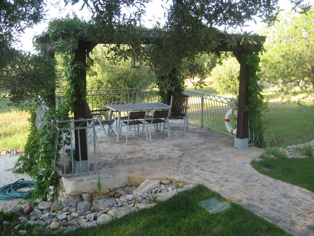 Masseria Due Torri Monopoli Bilik gambar