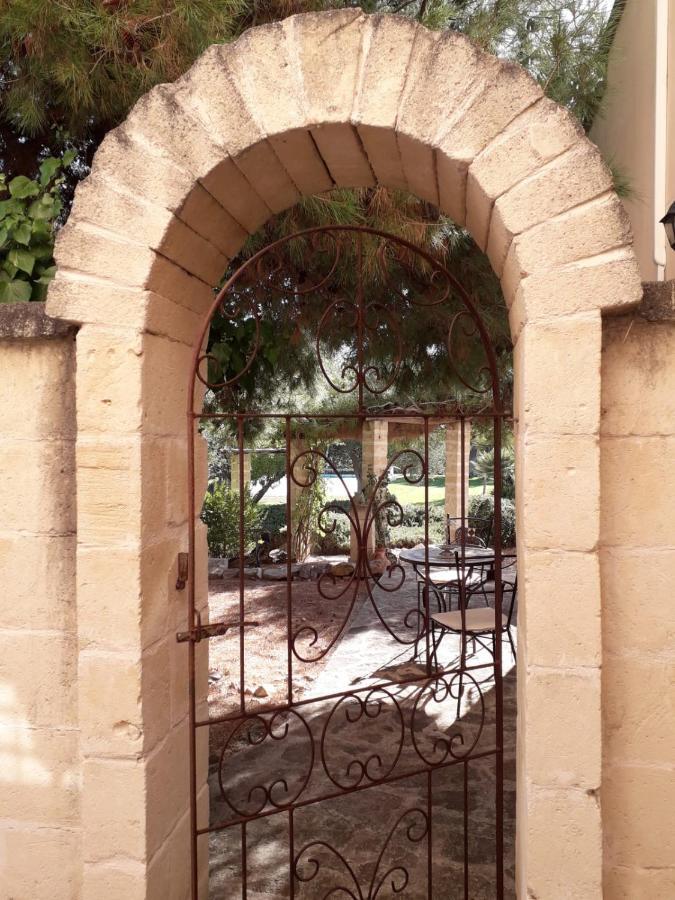 Masseria Due Torri Monopoli Luaran gambar